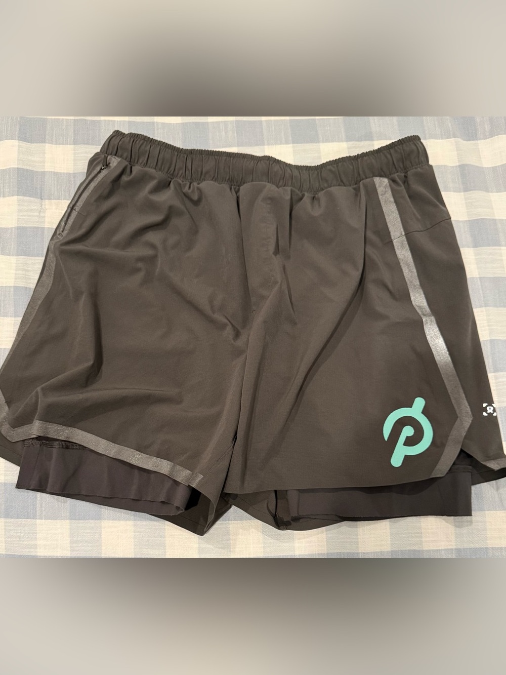 Men’s Lululemon x Peloton Men's Surge 6" Lined Shorts in Graphite Gray